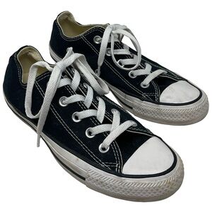 Converse Low Top Black Sneakers Men’s 4/Women’s 6
